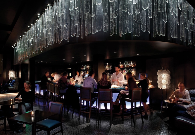 Imagen del bar/restaurante del Hotel The Sebastian - Vail. Foto 6