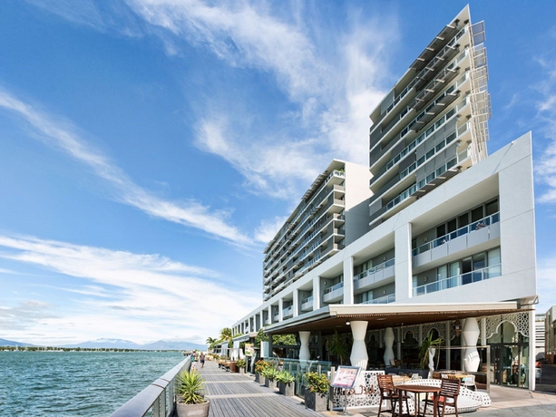 Imagen de los exteriores del Hotel The Sebel Cairns Harbour Lights. Foto 10