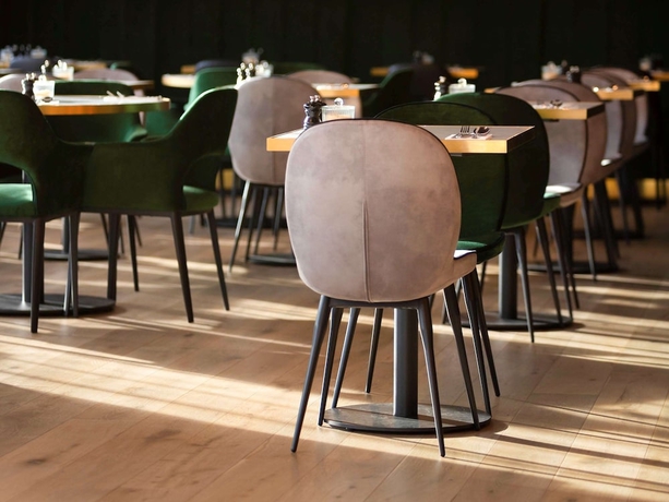 Imagen del bar/restaurante del Hotel The Sebel Canberra Civic. Foto 5