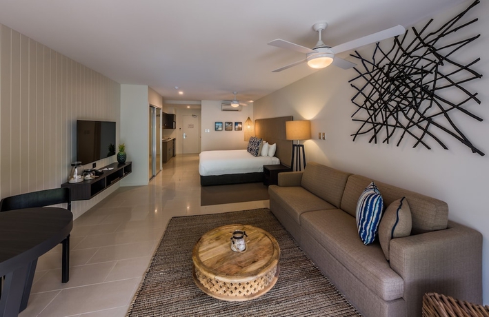 Imagen de la habitación del Hotel The Sebel Palm Cove. Foto 8