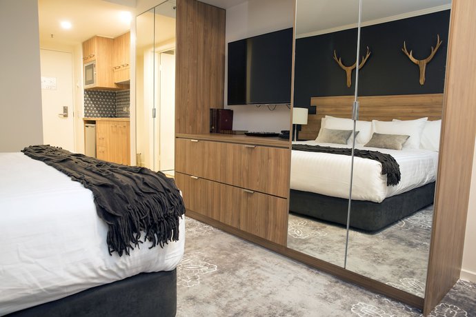 Imagen de la habitación del Hotel The Sebel Pinnacle Valley Resort. Foto 6