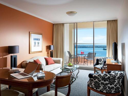 Imagen de la habitación del Hotel The Sebel Quay West Auckland. Foto 19