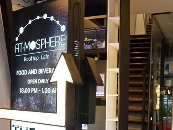 Imagen de los interiores del Hotel The Secret Service Bed And Breakfast. Foto 8