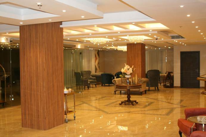 Imagen de los interiores del Hotel The Secure Inn. Foto 13