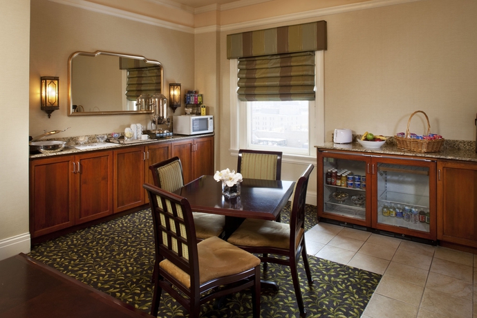 Imagen de los interiores del Hotel The Seelbach Hilton Louisville. Foto 10