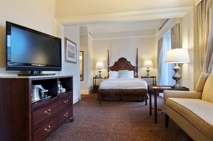 Imagen de la habitación del Hotel The Seelbach Hilton Louisville. Foto 5