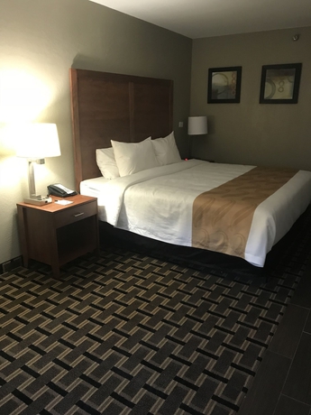 Imagen de la habitación del Hotel The Serene Glendale Peoria, Surestay Collection by BW. Foto 6