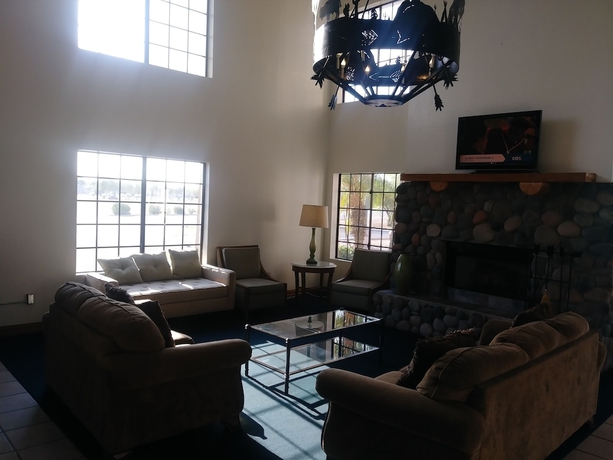 Imagen de los interiores del Hotel The Serene Glendale Peoria, Surestay Collection by BW. Foto 13