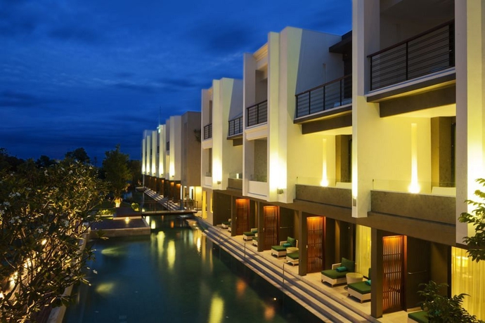 Imagen de la piscina del Hotel The Serenity Hua Hin. Foto 13