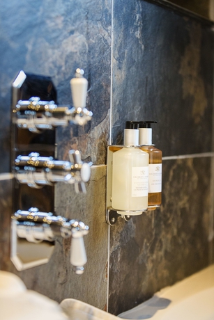 Imagen de la habitación del Hotel The Shankly. Foto 11