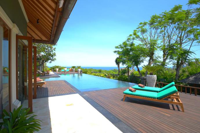Imagen de la piscina del Hotel The Shanti Residence By Elite Havens. Foto 11