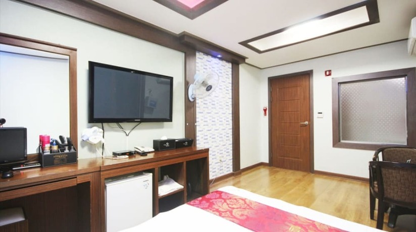 Imagen general del Hotel The Sharp Motel. Foto 3