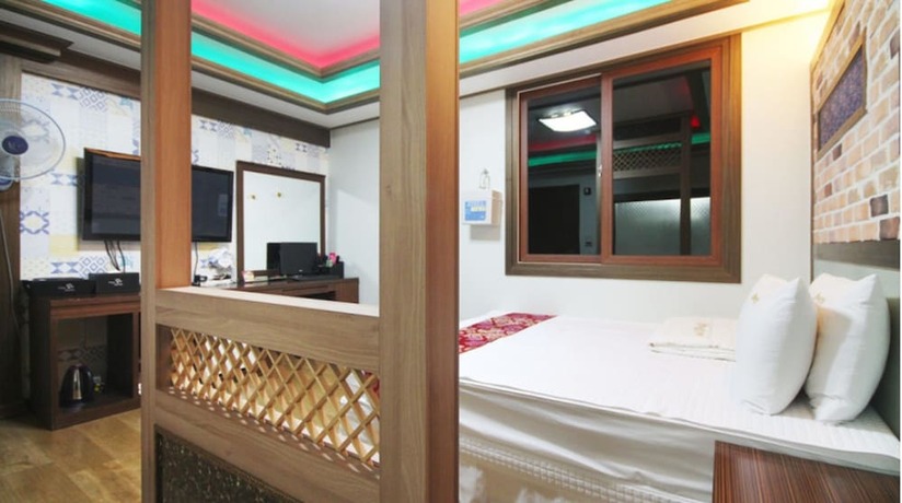 Imagen general del Hotel The Sharp Motel. Foto 5