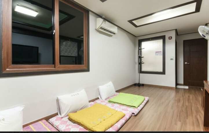 Imagen general del Hotel The Sharp Motel. Foto 6