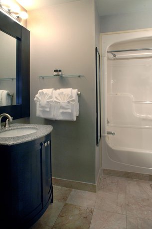 Imagen de la habitación del Hotel The Shaw Club. Foto 2