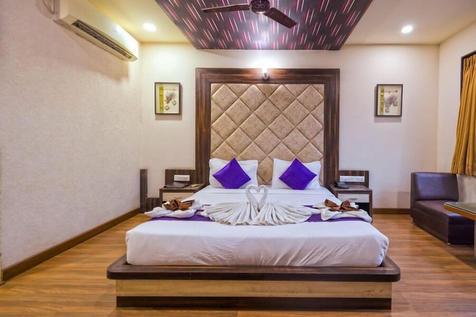 Imagen de la habitación del Hotel The Sheetal International, Raipur. Foto 9