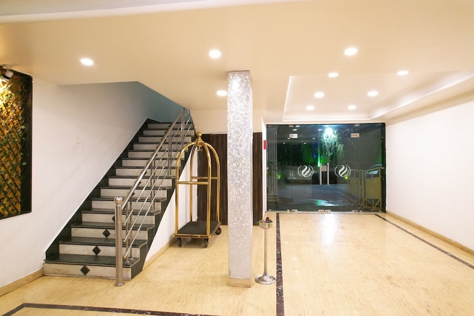 Imagen de los interiores del Hotel The Sheetal International, Raipur. Foto 12