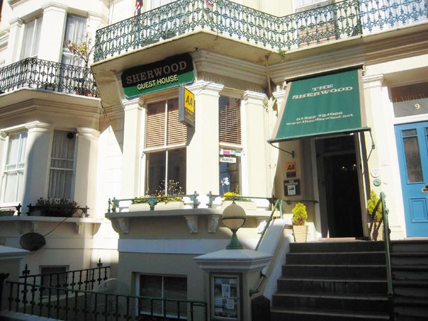 Imagen de los exteriores del Hotel The Sherwood - Guest House. Foto 14