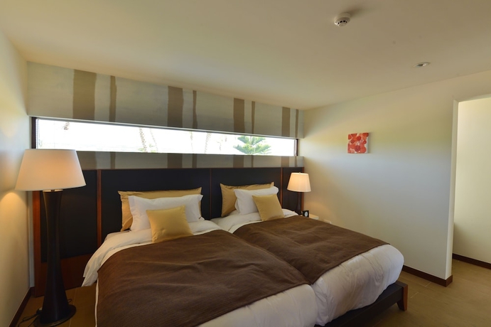Imagen de la habitación del Hotel The Shigira. Foto 7