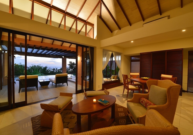 Imagen de la habitación del Hotel The Shigira. Foto 10