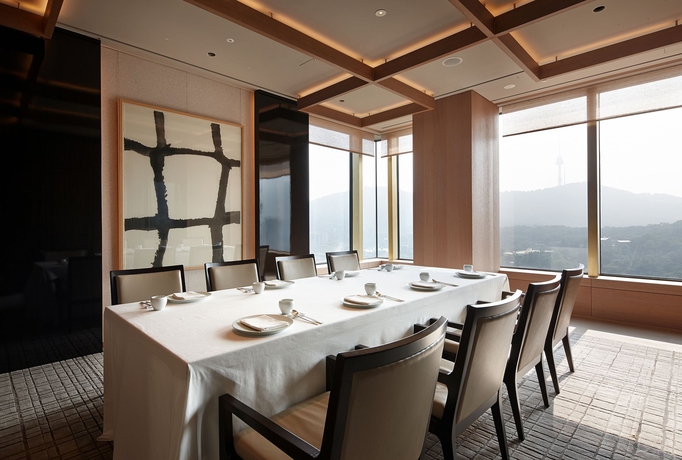 Imagen del bar/restaurante del Hotel The Shilla Seoul. Foto 2
