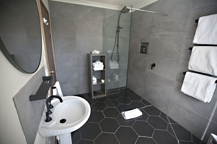 Imagen general del Hotel The Shingles Riverside Cottages. Foto 5