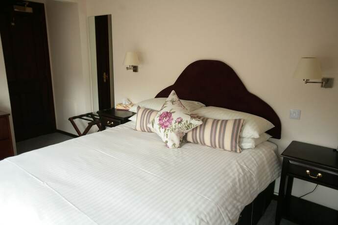 Imagen de la habitación del Hotel The Ship Inn. Foto 17