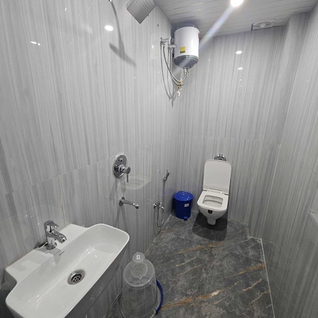 Imagen de la habitación del Hotel The Shivaay Palace. Foto 8