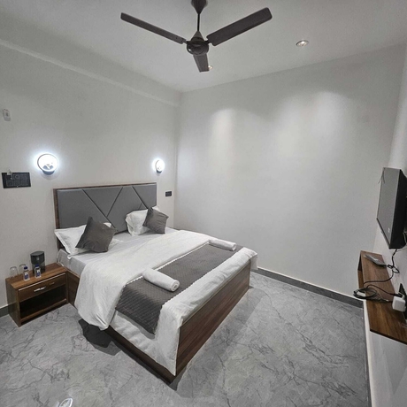 Imagen de la habitación del Hotel The Shivaay Palace. Foto 12