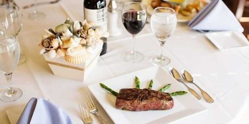 Imagen del bar/restaurante del Hotel The Shore Club. Foto 2