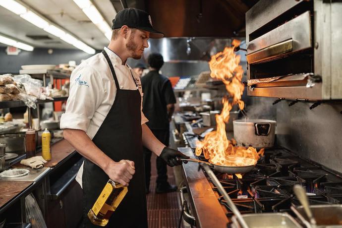 Imagen general del Hotel The Shores Resort and Spa. Foto 8