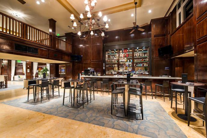 Imagen general del Hotel The Shores Resort and Spa. Foto 14