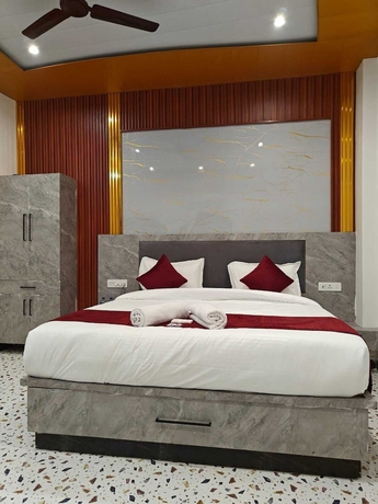 Imagen de la habitación del Hotel The Shyama Grand Regency Ayodhya. Foto 1