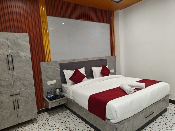 Imagen de la habitación del Hotel The Shyama Grand Regency Ayodhya. Foto 9