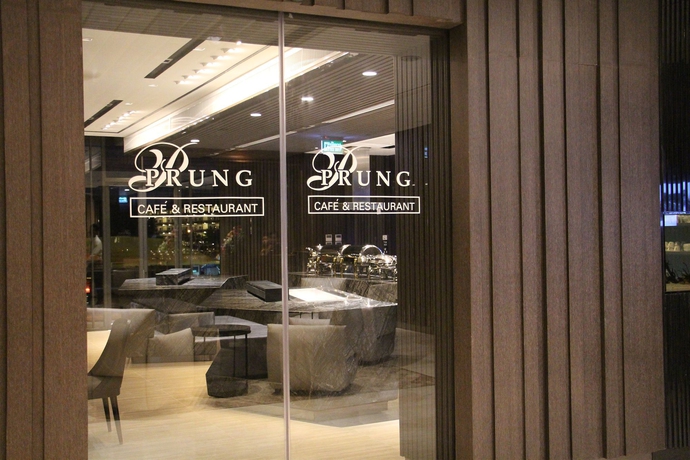 Imagen del bar/restaurante del Hotel The Siamese. Foto 3