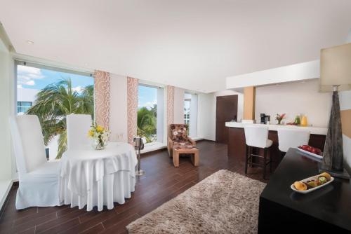 Imagen general del Hotel The Sian Ka'an At Grand Tulum All Inclusive - Adul. Foto 5