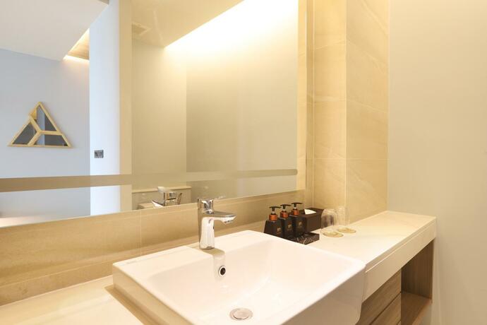 Imagen general del Hotel The Signature Airport, Airport Garden Village. Foto 3