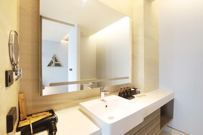 Imagen general del Hotel The Signature Airport, Airport Garden Village. Foto 5