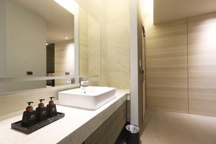 Imagen general del Hotel The Signature Airport, Airport Garden Village. Foto 37