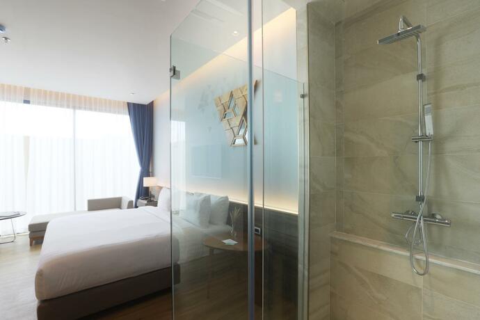 Imagen general del Hotel The Signature Airport, Airport Garden Village. Foto 38