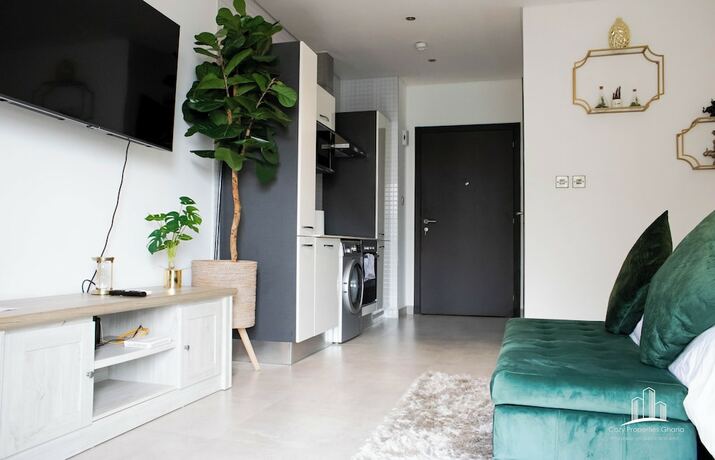 Imagen de la habitación del Hotel The Signature Haven. Foto 19