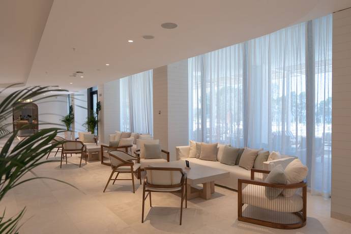 Imagen de los interiores del Hotel The Signature Level at TRS Ibiza Hotel – All Inclusive Adults Only. Foto 20