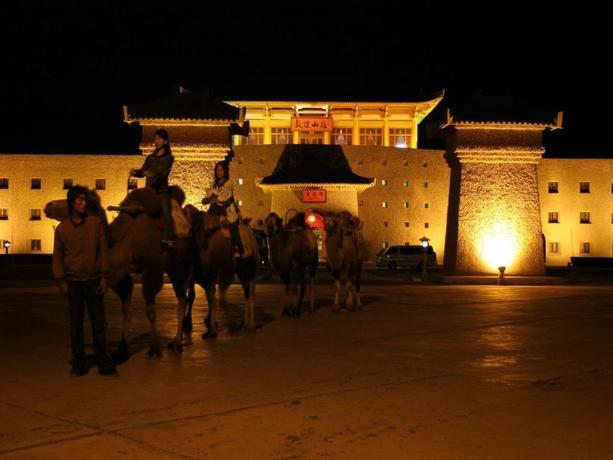 Imagen general del Hotel The Silk Road Dunhuang Hotel. Foto 2