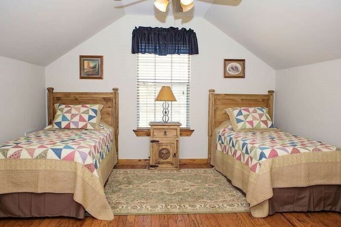 Imagen general del Hotel The Silver Spur Resort - Campsite. Foto 14