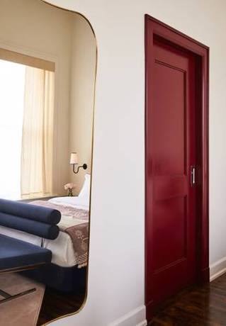Imagen de la habitación del Hotel The Siren. Foto 4