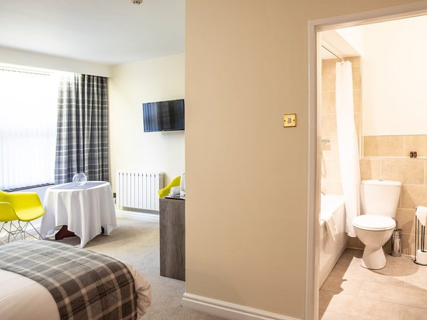 Imagen de la habitación del Hotel The Sitwell Arms. Foto 11