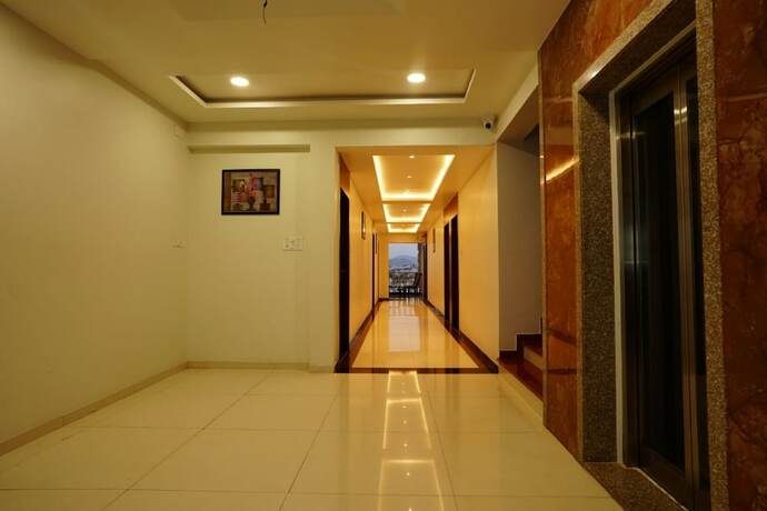 Imagen general del Hotel The Sky Comfort Babuji Jodhpur Palace. Foto 11
