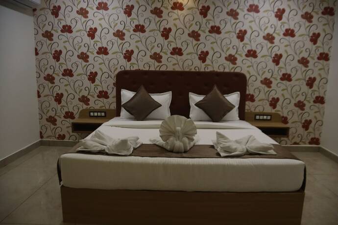 Imagen de la habitación del Hotel The Sky Comfort Beach, Dwarka. Foto 19
