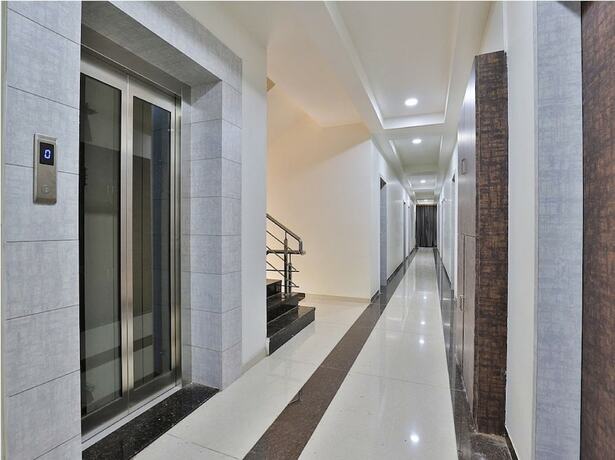 Imagen general del Hotel The Sky Comfort - Parth Inn. Foto 9
