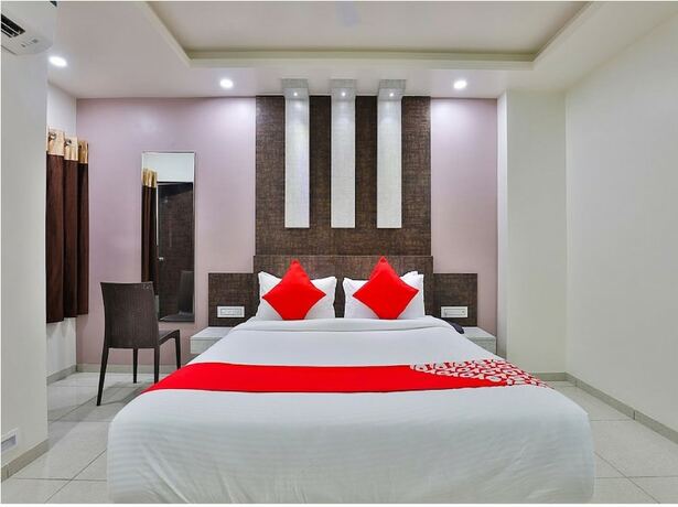 Imagen general del Hotel The Sky Comfort - Parth Inn. Foto 13